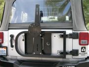 JKT2-P: JK TAILGATE MOUNT TIRE CARRIER